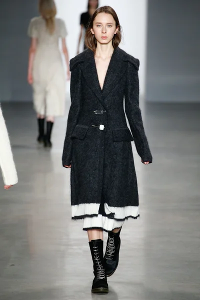 Look 7